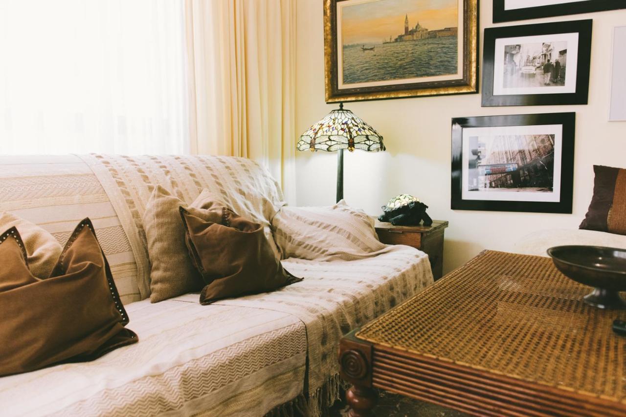 Bright Apartment In The City Center لقنت المظهر الخارجي الصورة