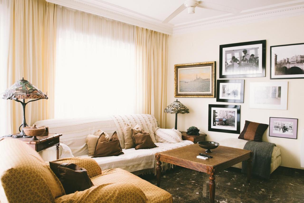 Bright Apartment In The City Center لقنت المظهر الخارجي الصورة