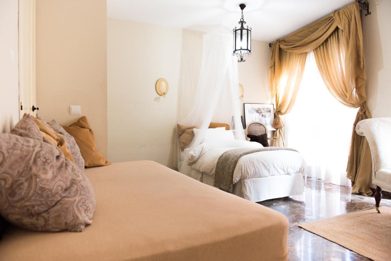 Bright Apartment In The City Center لقنت المظهر الخارجي الصورة